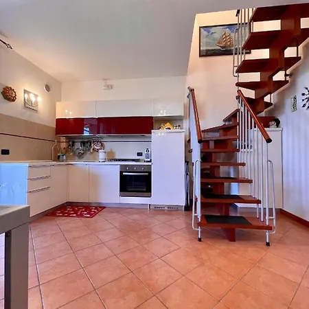 Casa Rogi Lake Apartment